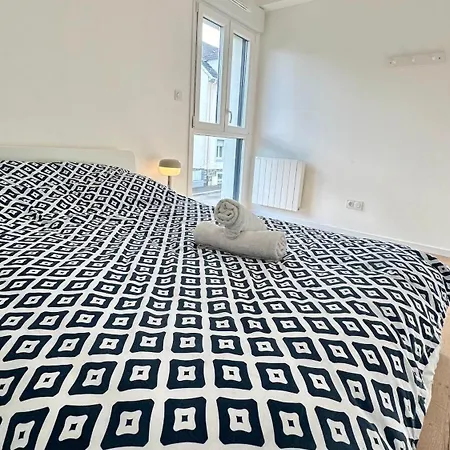 Avec Terrasse Et Parking Prive Appartement *
