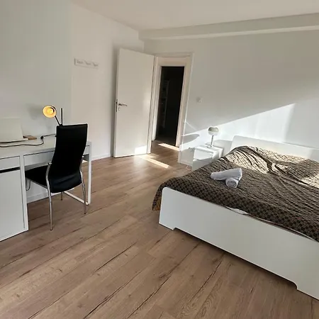 Appartement Avec Terrasse Et Parking Prive *